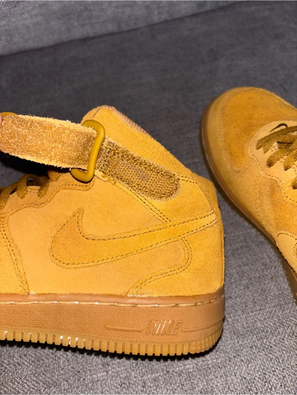 🍊kids Nike Air Force 1 Mid LV8 (PS) sneakers